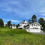 홈스테이 Visit Leif At Senja
