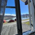 Visit Leif At Senja 홈스테이 Gibostad