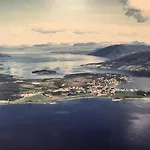 홈스테이 Visit Leif At Senja *