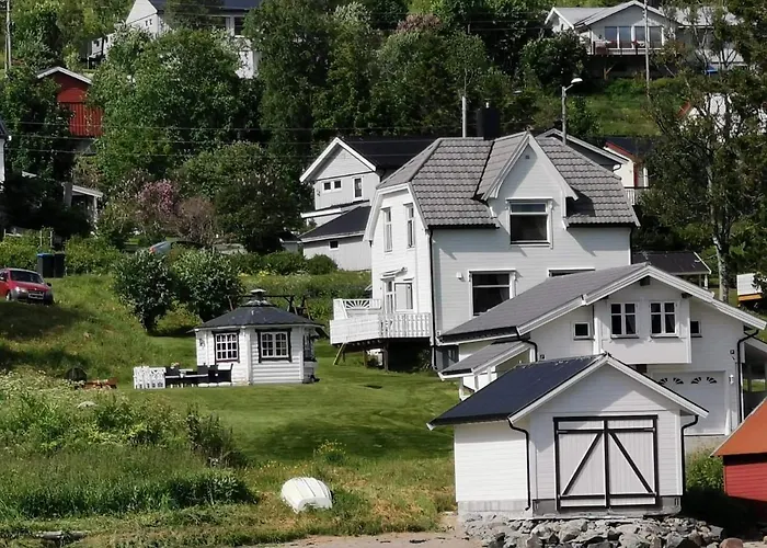 Visit Leif At Senja Alloggio in famiglia *