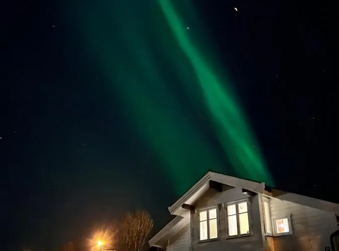 Visit Leif At Senja Alloggio in famiglia